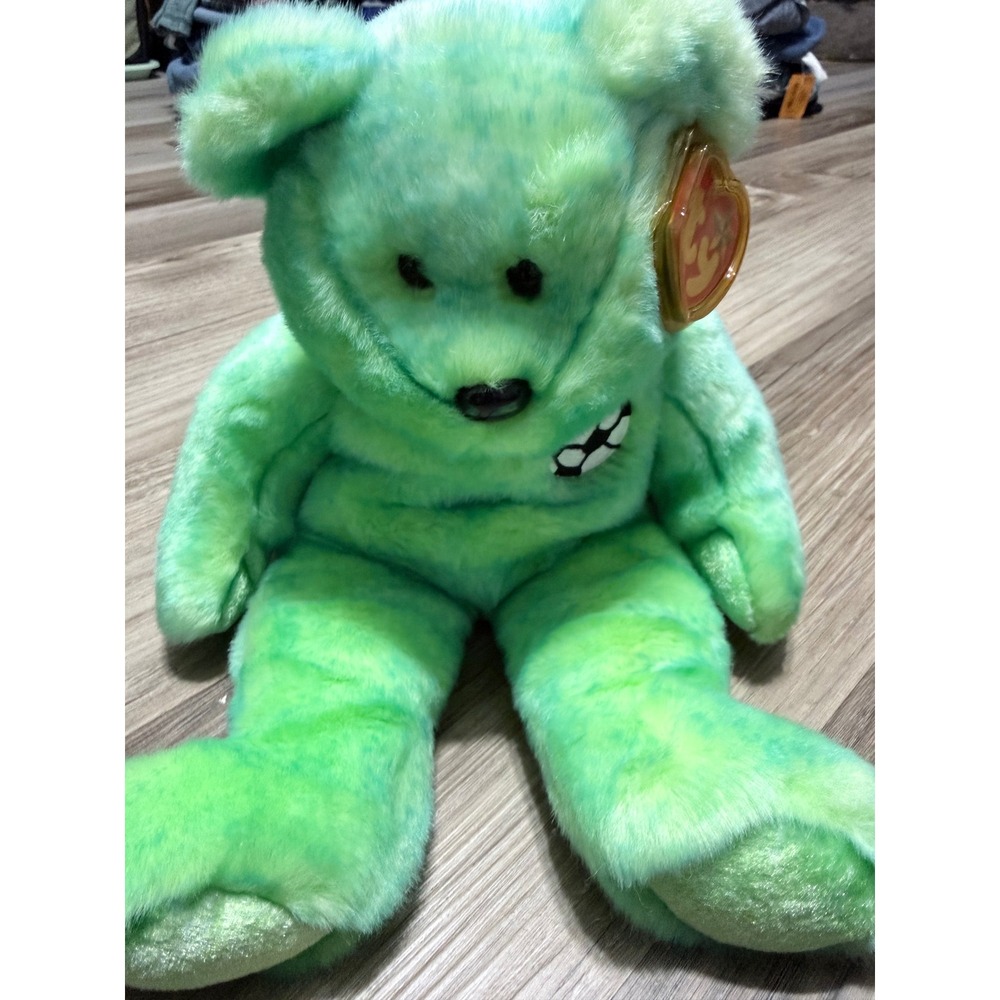 Ty Beanie Buddy Kicks the Soccer Bear Neon Green Tie Dye Plush 1999 With Tags
